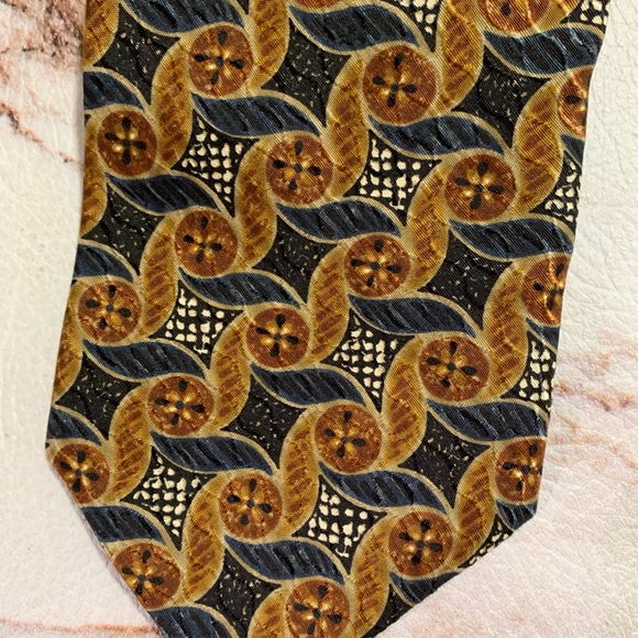 Ermenegildo Zegna Harry Rosen Multicolor gold Blue Geometric Silk Tie 60" L 4" W - Picture 3 of 7